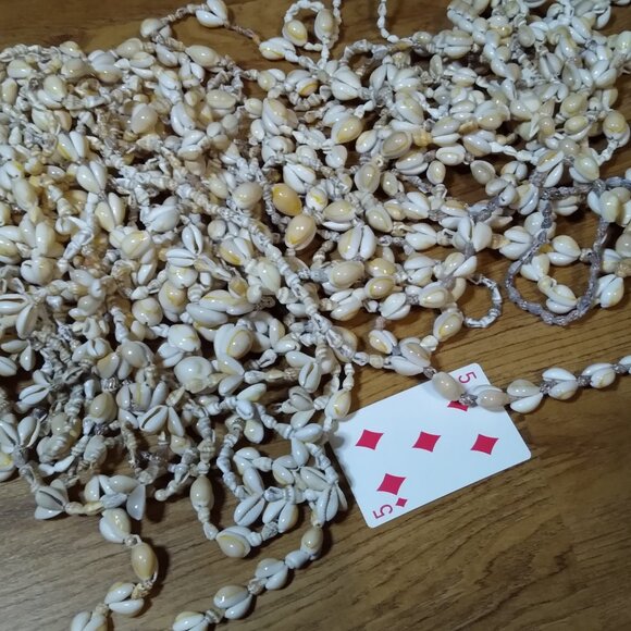 Lot Of Over 20 Shell Necklaces - Picture 3 of 9
